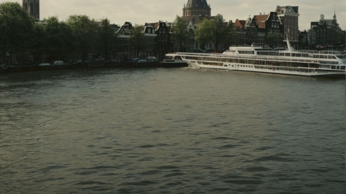 Where Do River Cruise Ships Dock in Amsterdam?